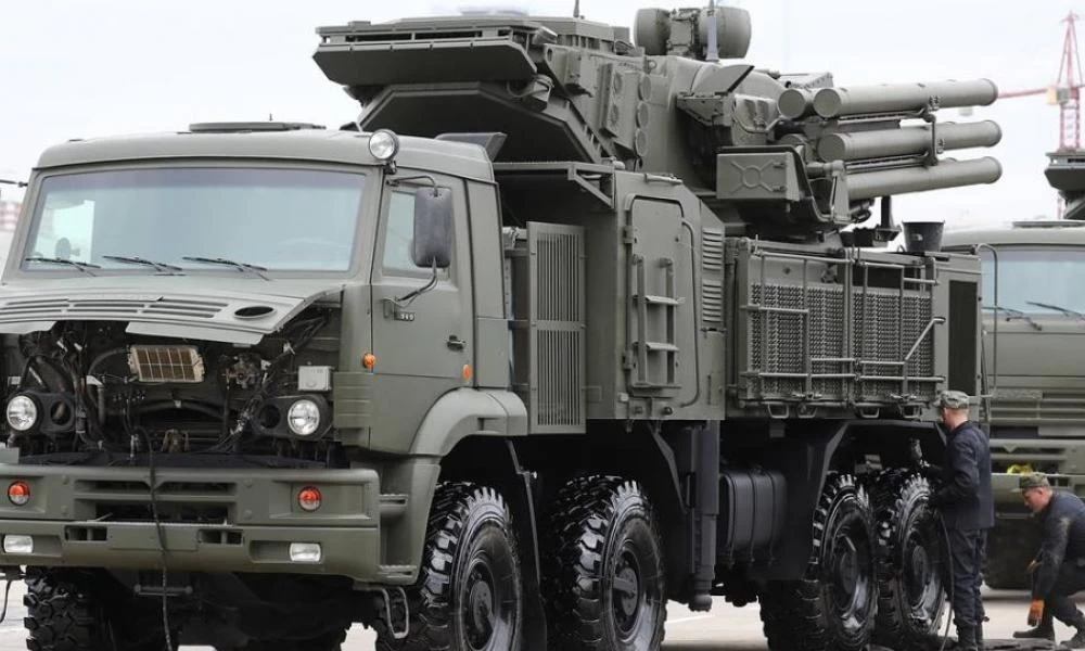 Ανατροπή φορτηγού στο Βελιγράδι με αντιαεροπορικούς πυραύλους